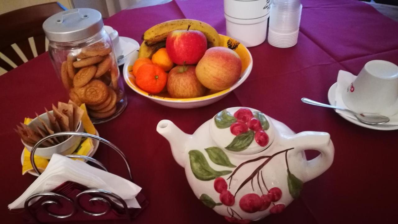 Boni Room And Breakfast Молинелла Экстерьер фото