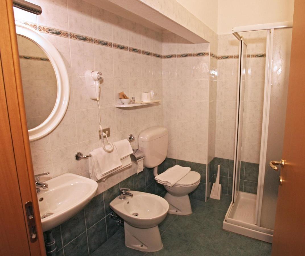 Boni Room And Breakfast Молинелла Экстерьер фото